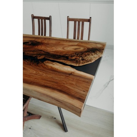 Кухонный стол из эпоксидной смолы А-39